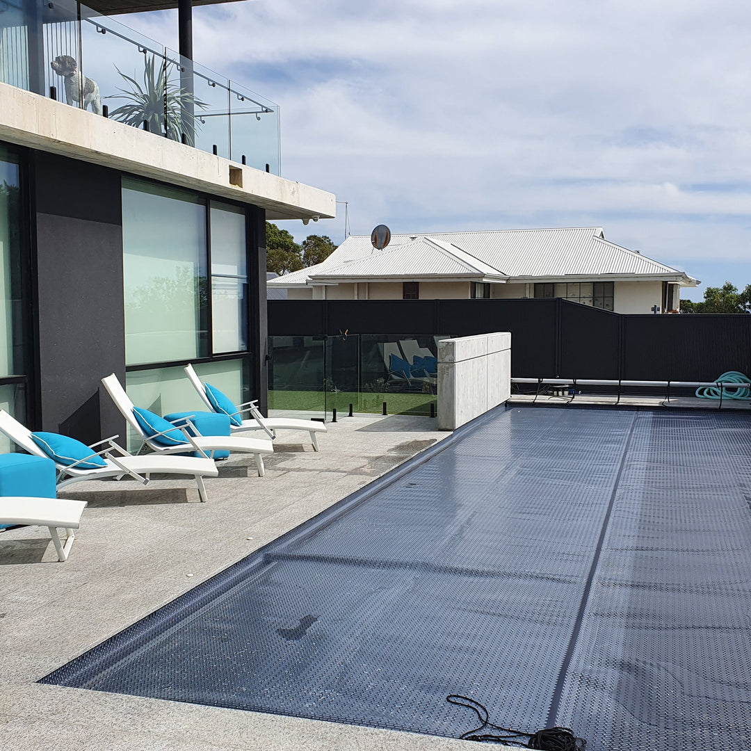 EnergyGuard™ GeoBubble™ Solar Pool Cover — Heat Retention & Energy Savings