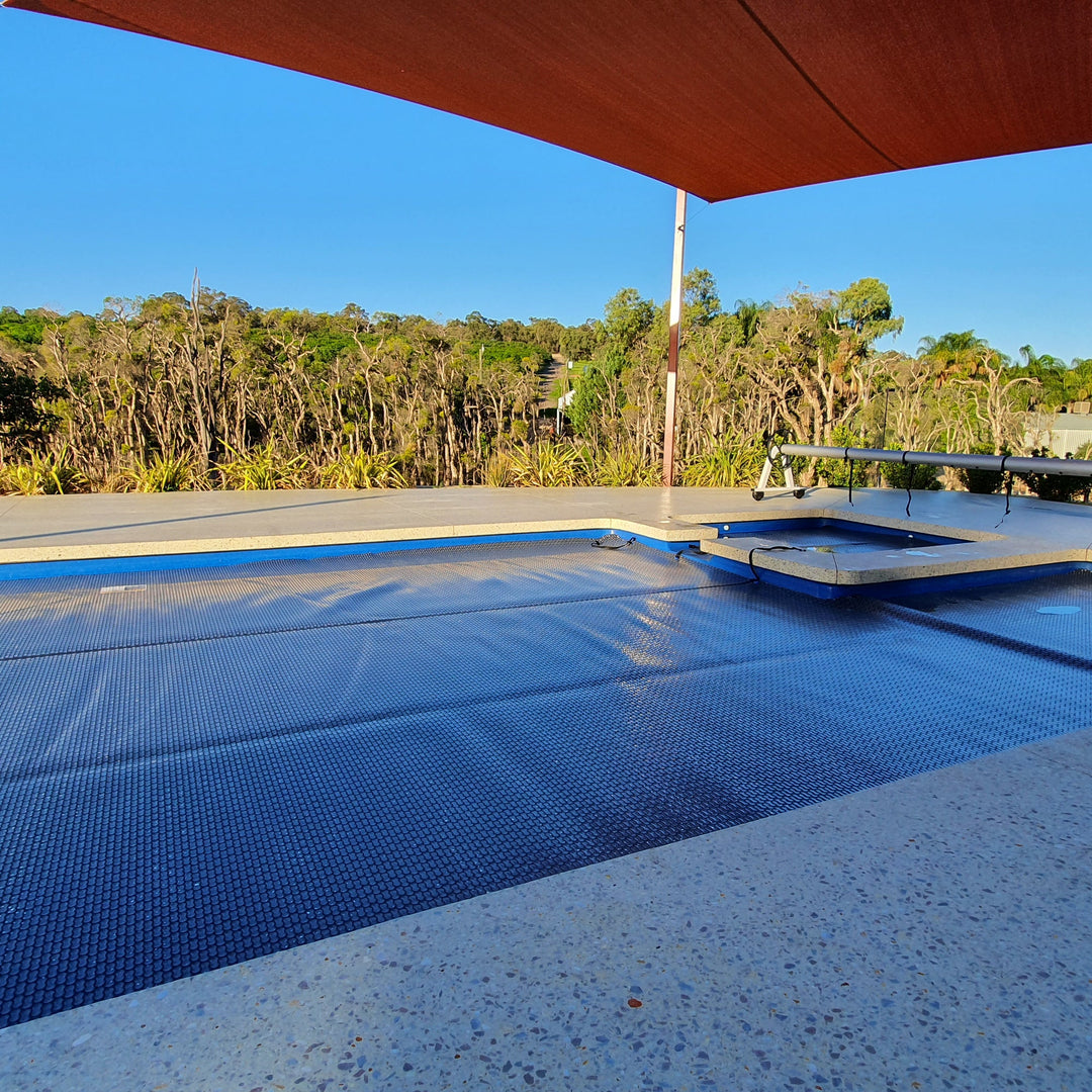 EnergyGuard™ GeoBubble™ Solar Pool Cover — Heat Retention & Energy Savings