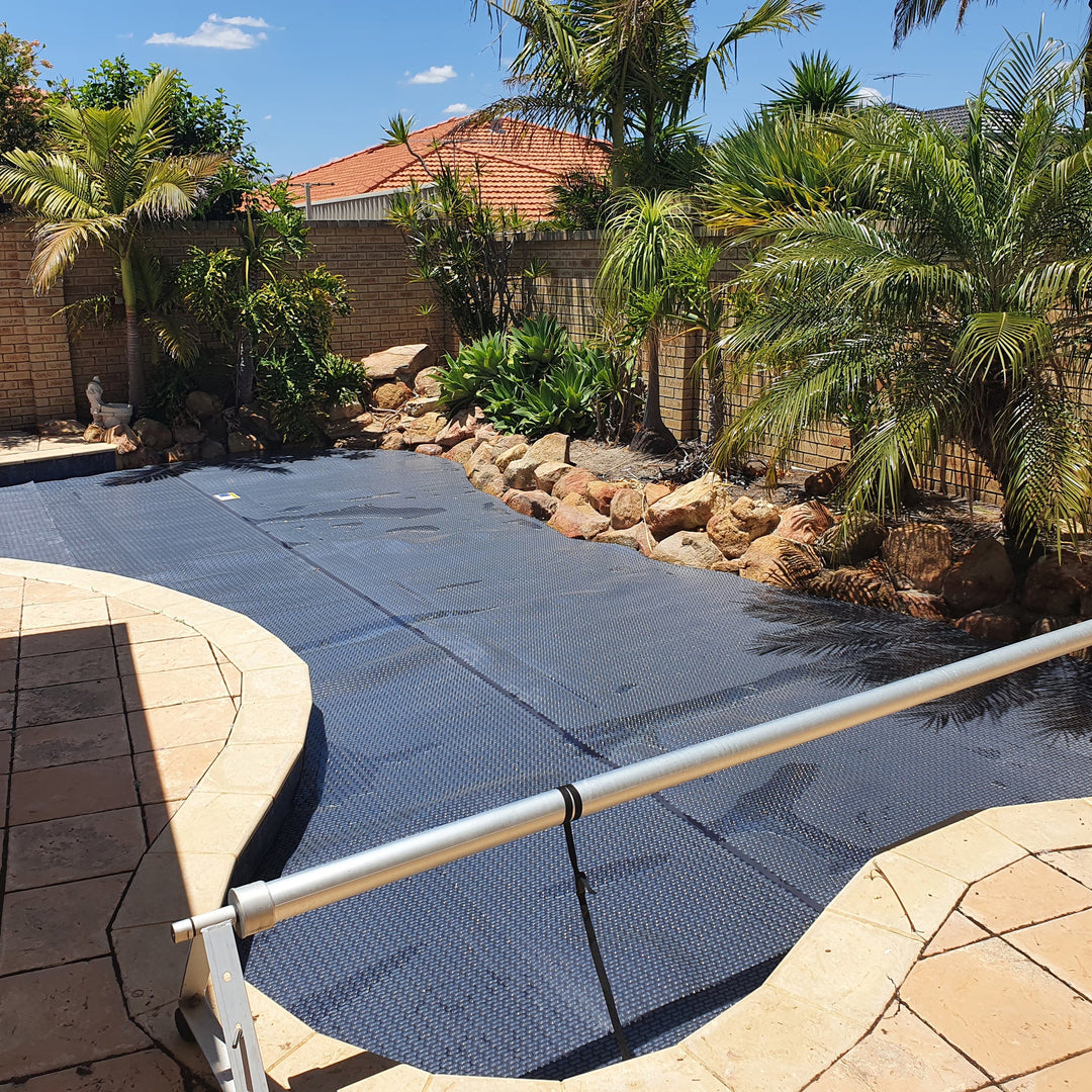 EnergyGuard™ GeoBubble™ Solar Pool Cover — Heat Retention & Energy Savings